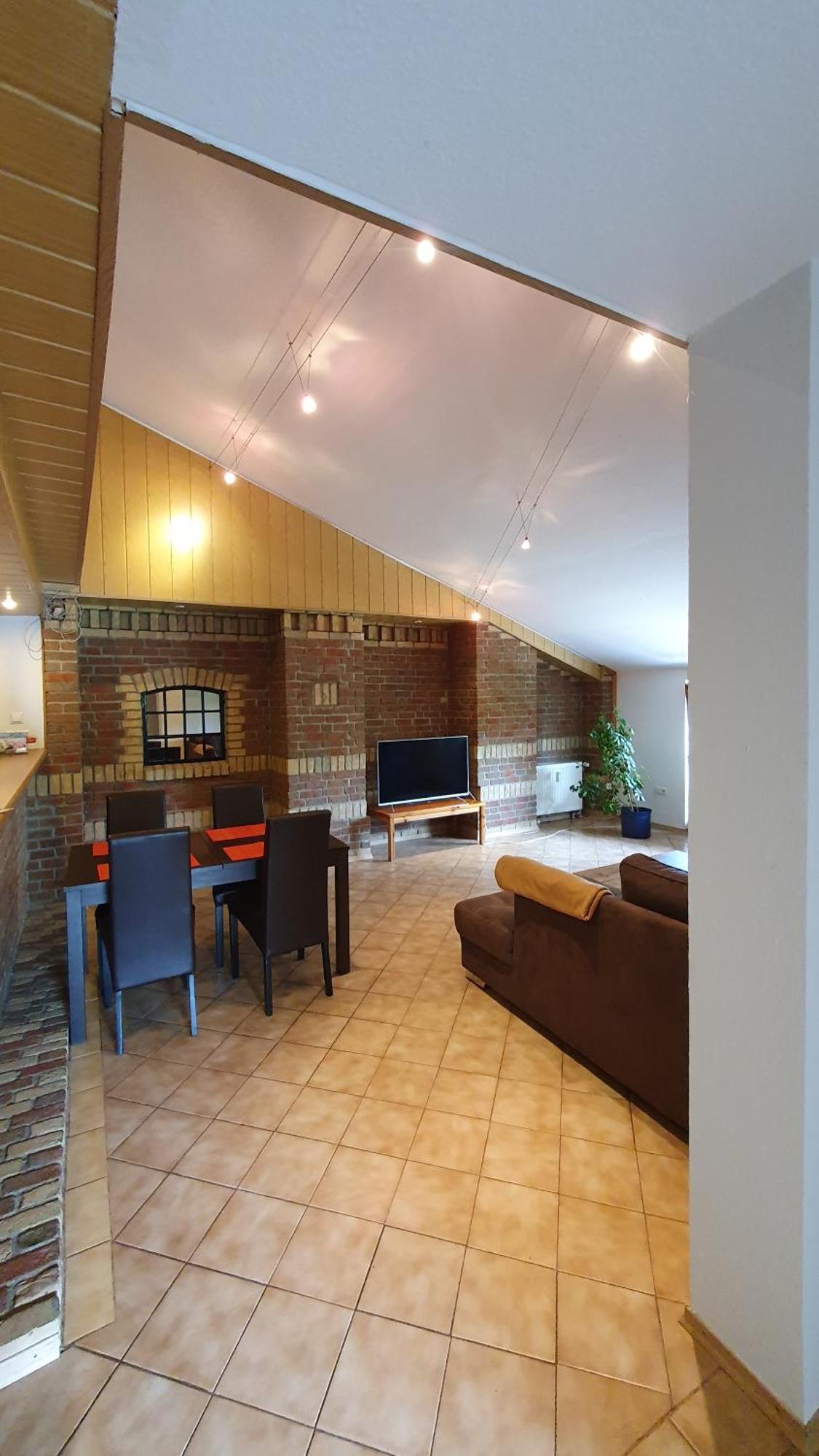 Wrist Ferienwohnung מראה חיצוני תמונה